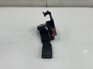 ANCLAJE CINTURON TRASERO CENTRAL RENAULT CLIO III 2007