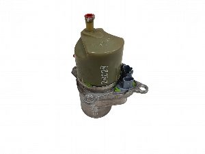 Bomba Direccion VOLVO V50 FAMILIAR 2004