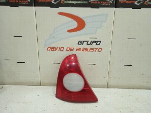 PILOTO TRASERO IZQUIERDO RENAULT CLIO II FASE II (B/CB0)