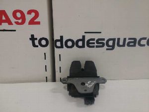 CERRADURA MALETERO / PORTON FORD FOCUS LIM. (CB8)