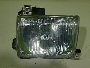 FARO IZQUIERDO NISSAN PICK-UP (D22) 2001