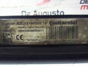 CAJA RELES / FUSIBLES RENAULT LAGUNA III 2009