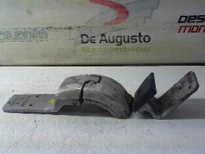 BISAGRA MALETERO INFERIOR IZQUIERDA RENAULT