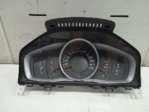 CUADRO INSTRUMENTOS VOLVO XC60 2015