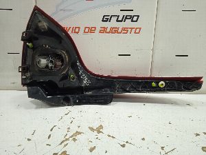 PILOTO TRASERO DERECHO VOLVO XC60 2015