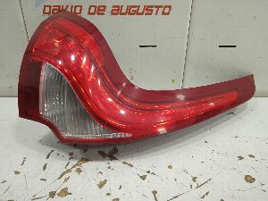 PILOTO TRASERO IZQUIERDO VOLVO XC60 2015