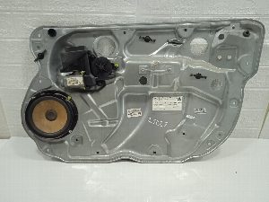 ELEVALUNAS DELANTERO DERECHO VOLKSWAGEN POLO (9N3) 2004