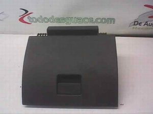 GUANTERA FORD FUSION (CBK) 2005