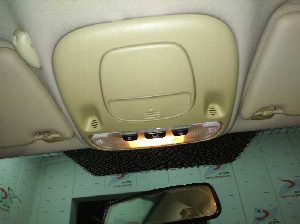 LUZ INTERIOR JAGUAR X-TYPE 2005