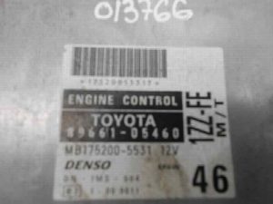CENTRALITA MOTOR UCE TOYOTA AVENSIS BERLINA (T 22) 2001