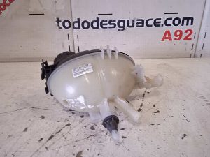 DEPOSITO EXPANSION MERCEDES-BENZ CLASE C (W204) LIM.