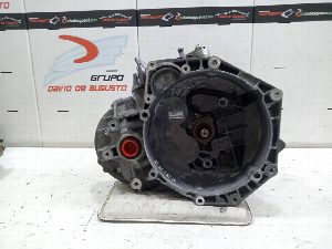 CAJA CAMBIOS OPEL ZAFIRA B 2005