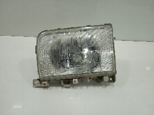 FARO IZQUIERDO NISSAN CABSTAR 2001