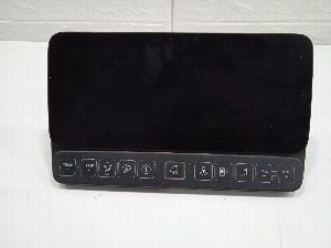 PANTALLA MERCEDES-BENZ