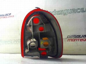 PILOTO TRASERO IZQUIERDO OPEL CORSA B 1999