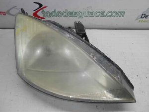 FARO DERECHO FORD FOCUS BERLINA (CAK) 2001