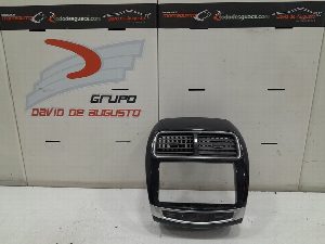 CARCASA CENTRAL DE RADIO MITSUBISHI ASX (GA0W) 2015