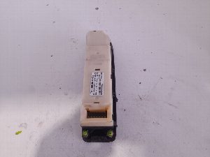 MANDO ELEVALUNAS DELANTERO IZQUIERDO MITSUBISHI