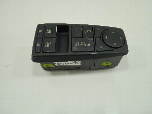 MANDO ELEVALUNAS DELANTERO IZQUIERDO TGX 18.XXX 2010