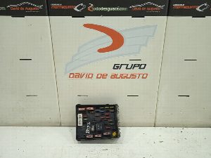 CAJA RELES / FUSIBLES VOLKSWAGEN PASSAT VARIANT (3C5)