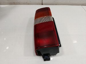 PILOTO TRASERO IZQUIERDO JEEP CHEROKEE (XJ) 2001
