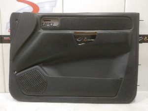 GUARNECIDO PUERTA DELANTERA DERECHA NISSAN