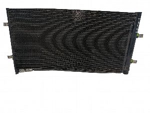CONDENSADOR / RADIADOR  AIRE ACONDICIONADO AUDI Q3 (8U)