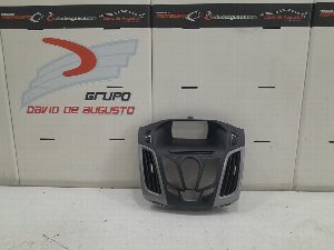 CARCASA CENTRAL DE RADIO FORD FOCUS LIM. (CB8) 2014
