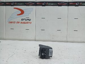 MANDO ELEVALUNAS DELANTERO DERECHO SCANIA