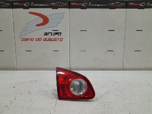 PILOTO INTERIOR TRASERO IZQUIERDO NISSAN