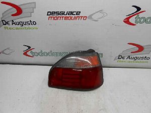 PILOTO TRASERO DERECHO NISSAN SUNNY BERLINA (N13) 1982