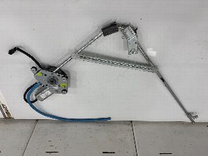 ELEVALUNAS DELANTERO IZQUIERDO IVECO EUROCARGO 2018