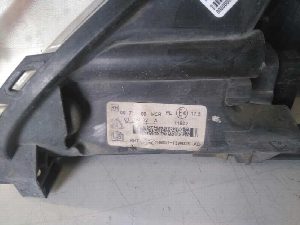 FARO DERECHO FORD FOCUS LIM. (CB8)