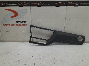 CARCASA CENTRAL DE CONSOLA TOYOTA AURIS 2019