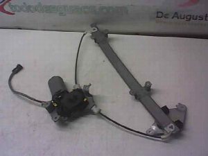 ELEVALUNAS DELANTERO DERECHO NISSAN