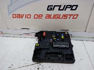 CAJA RELES / FUSIBLES VOLVO S60 BERLINA 2005