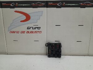 CAJA RELES / FUSIBLES RENAULT SCENIC II 2005
