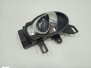 MANETA INTERIOR DELANTERA IZQUIERDA NISSAN JUKE (F15)