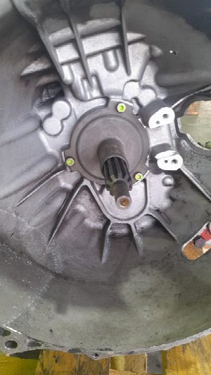 CAJA CAMBIOS RENAULT MASCOTT 2000