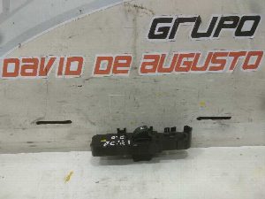 MANDO ELEVALUNAS DELANTERO DERECHO PEUGEOT 207 2007