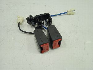 ANCLAJE CINTURON TRASERO CENTRAL DFSK FENGON IX5 2025
