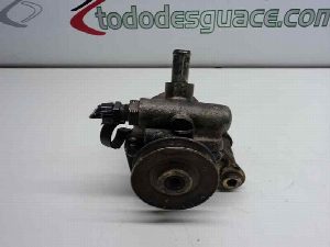 BOMBA DIRECCION PEUGEOT 205 BERLINA 1995
