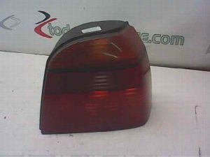 PILOTO TRASERO DERECHO VOLKSWAGEN GOLF III BERLINA (1H1)
