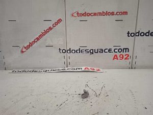 SOPORTE PARASOL PEUGEOT BIPPER 2009