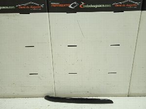 GUARNECIDO PUERTA DELANTERA IZQUIERDA ALFA ROMEO