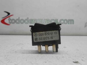 INTERRUPTOR LUNETA MERCEDES CLASE E (W123) FAMILIAR 1985