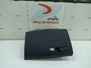GUANTERA VOLVO V40 2014