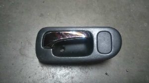 MANETA INTERIOR DELANTERA DERECHA HONDA