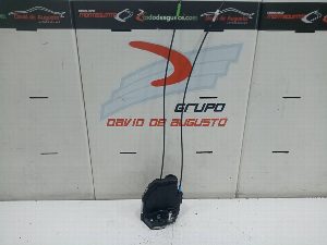 CERRADURA PUERTA DELANTERA DERECHA TOYOTA AURIS 2012