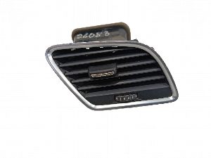 Aireador Derecho AUDI Q3 (8U)